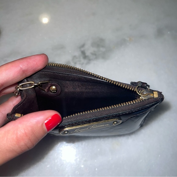 Authentic Louis Vuitton Vernis Cles Leather Zippy Wallet Key Case - Picture 3 of 8